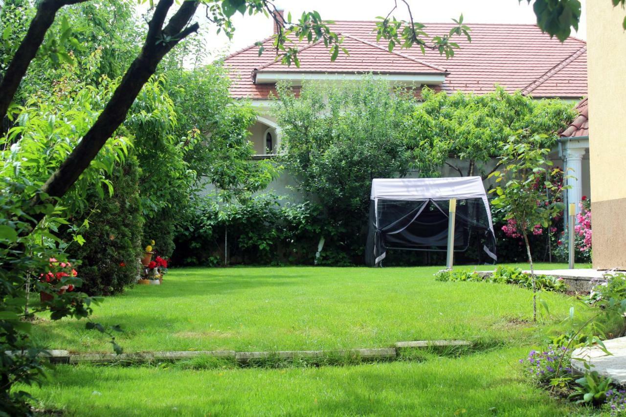 Băile Felix Casa Monica酒店 外观 照片